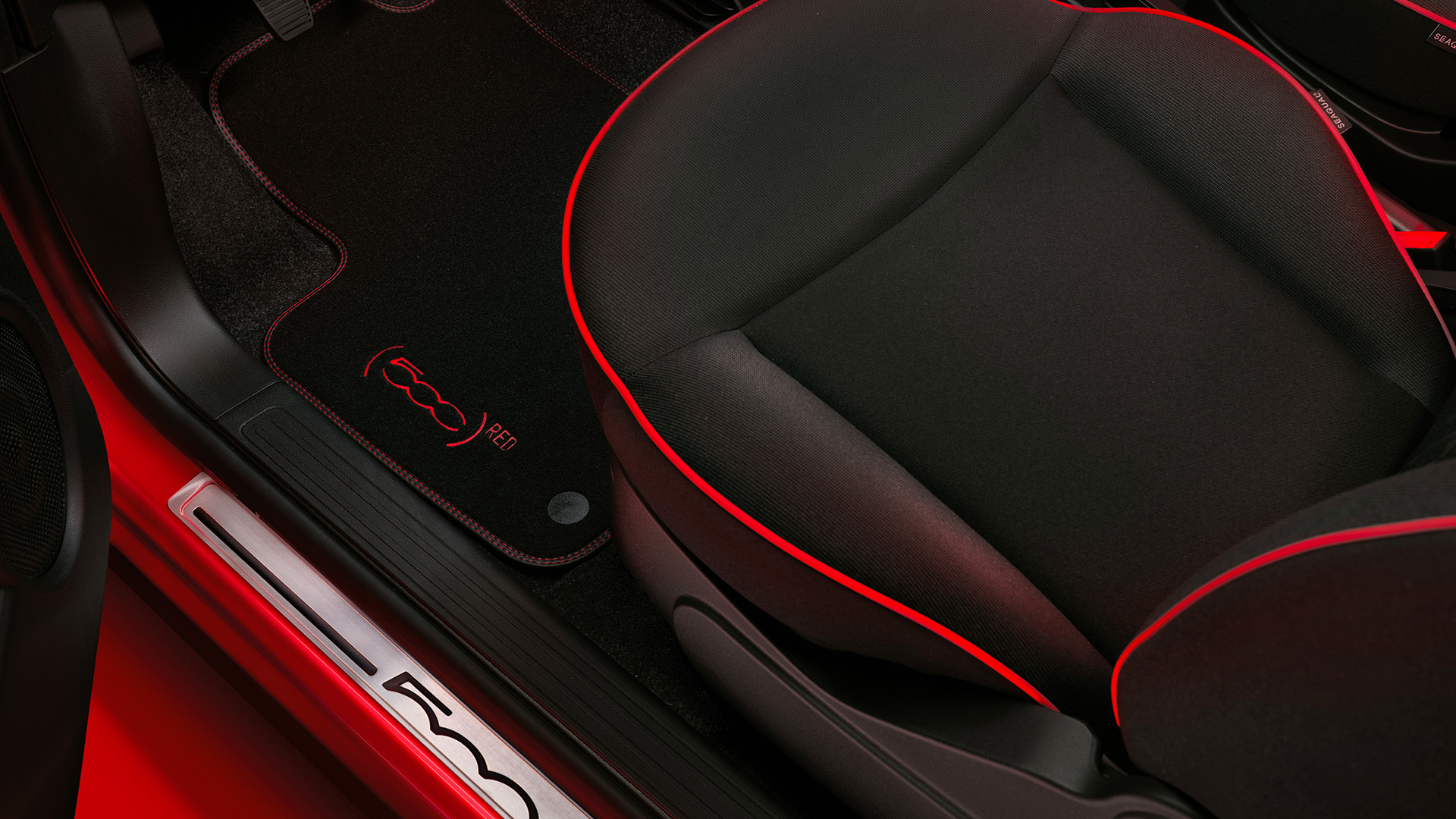 CUSTOM FLOOR MATS